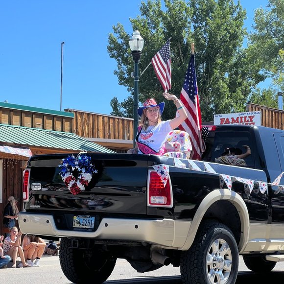 Meet your Posher, Ashlee and Heather - Picture 10 of 14